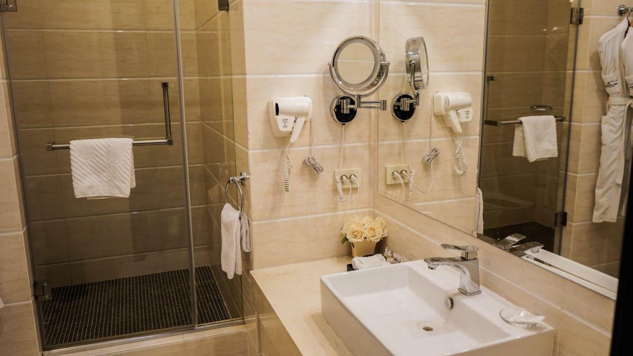 Jelsominohotel Астана Екстериор снимка