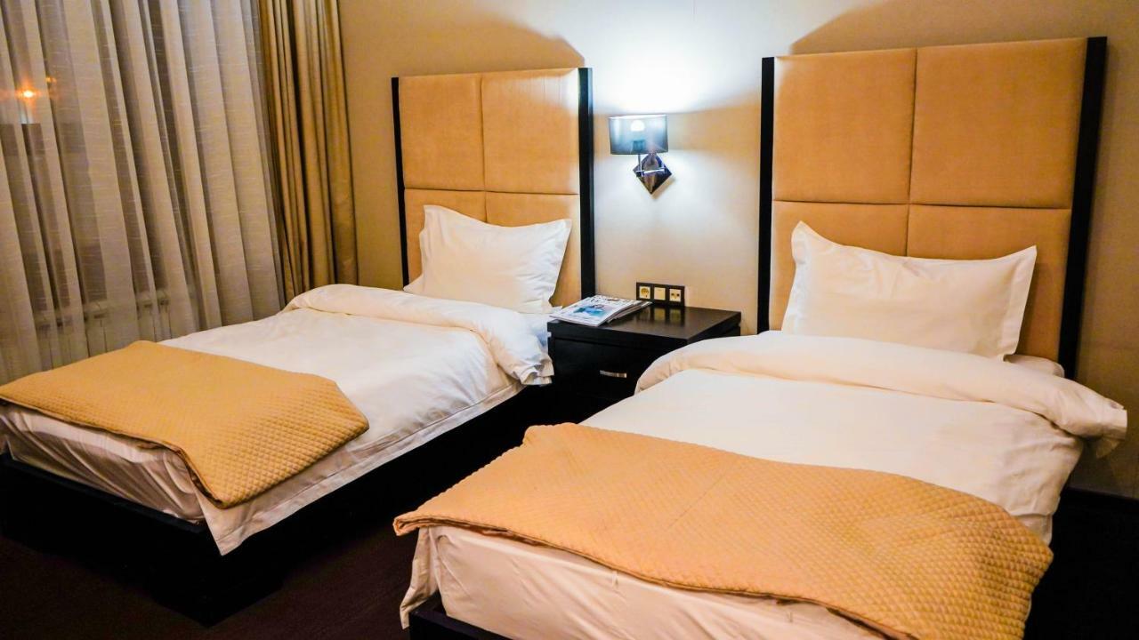Jelsominohotel Астана Екстериор снимка