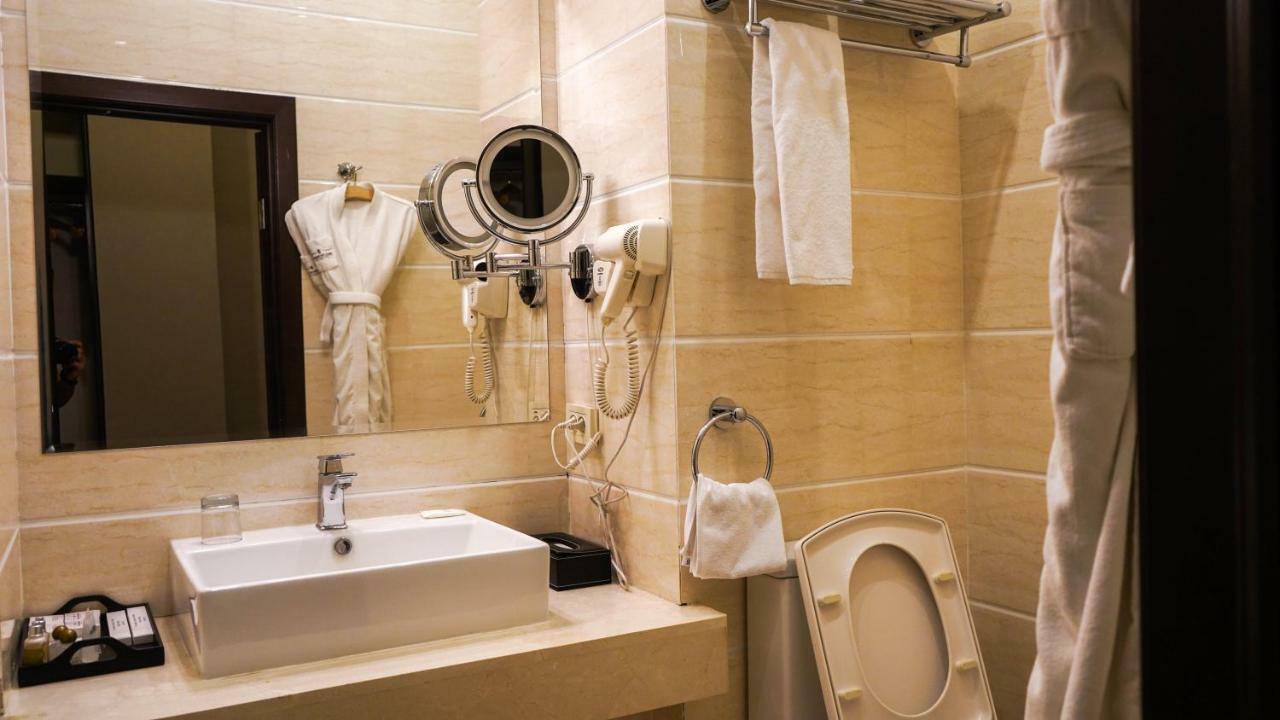 Jelsominohotel Астана Екстериор снимка