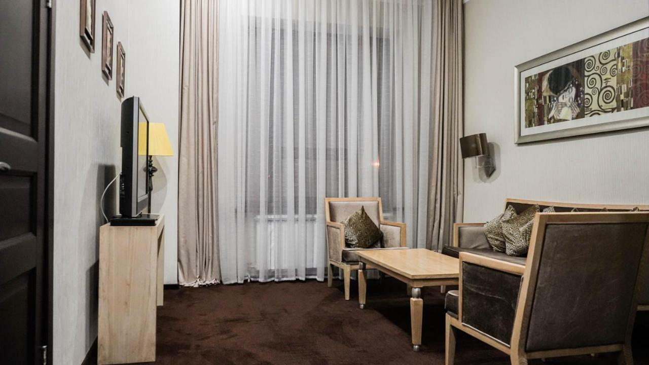 Jelsominohotel Астана Екстериор снимка